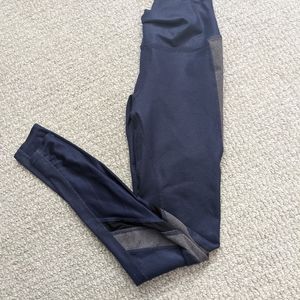 Dark blue/navy alo yoga pants